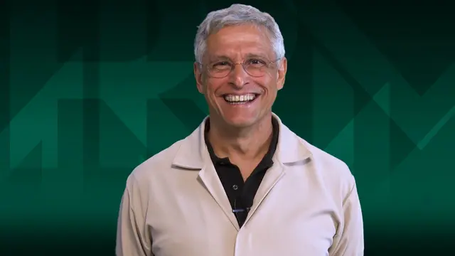 Professor especialista do R1 Essencial