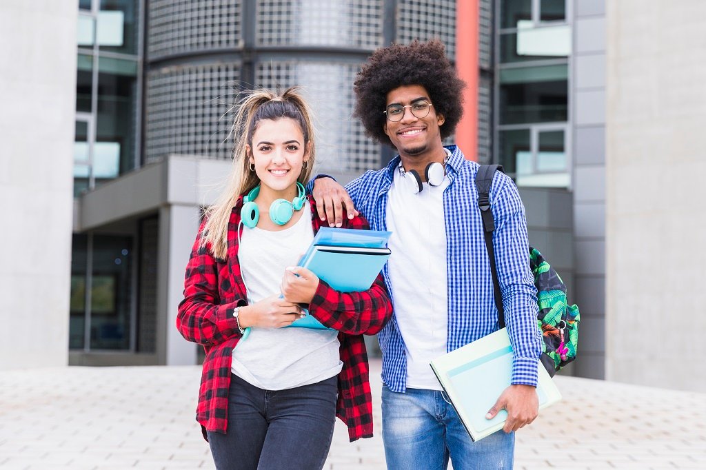 estudantes de medicina revalida