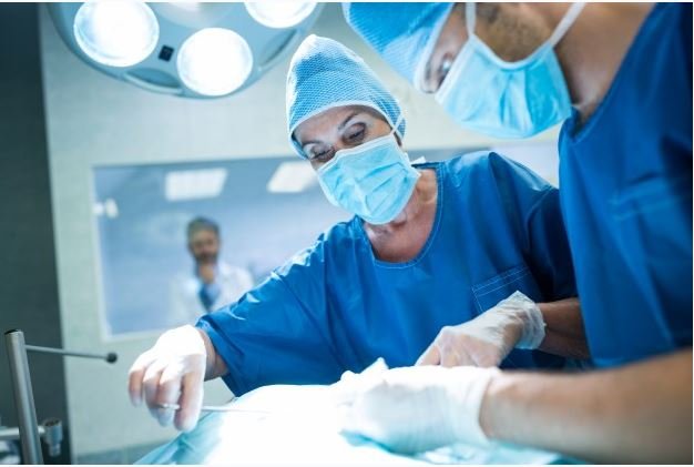 Especialista Médica em Cirurgia do Aparelho Digestivo