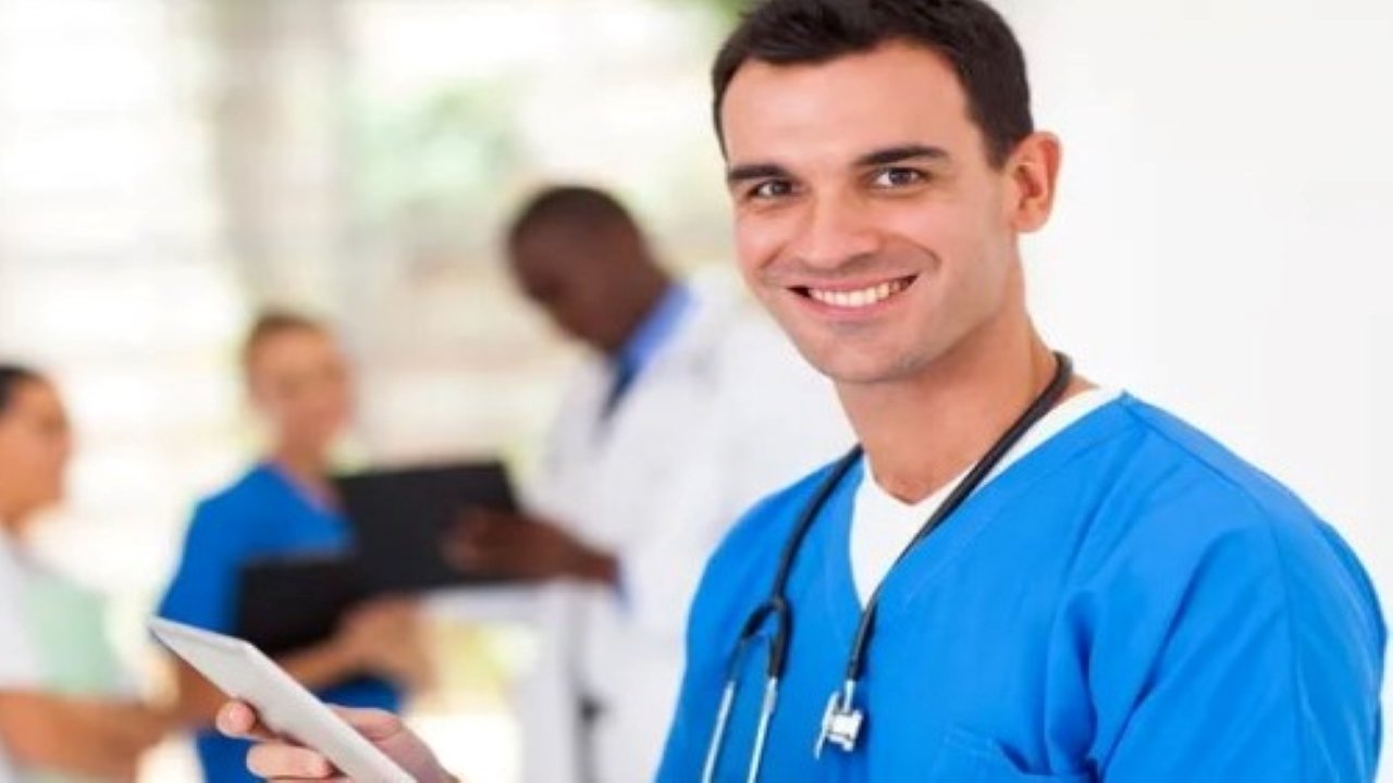 Onde fazer o melhor curso para residência médica R3?