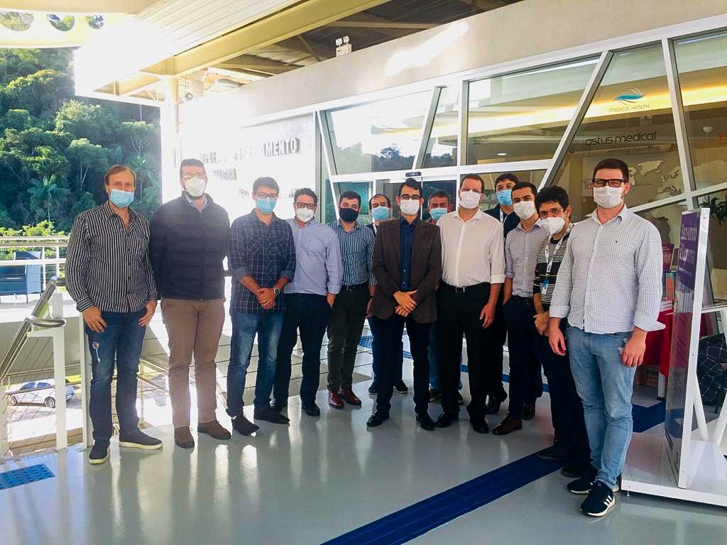 turma da pós-graduação em laparoscopia avançada em urologia