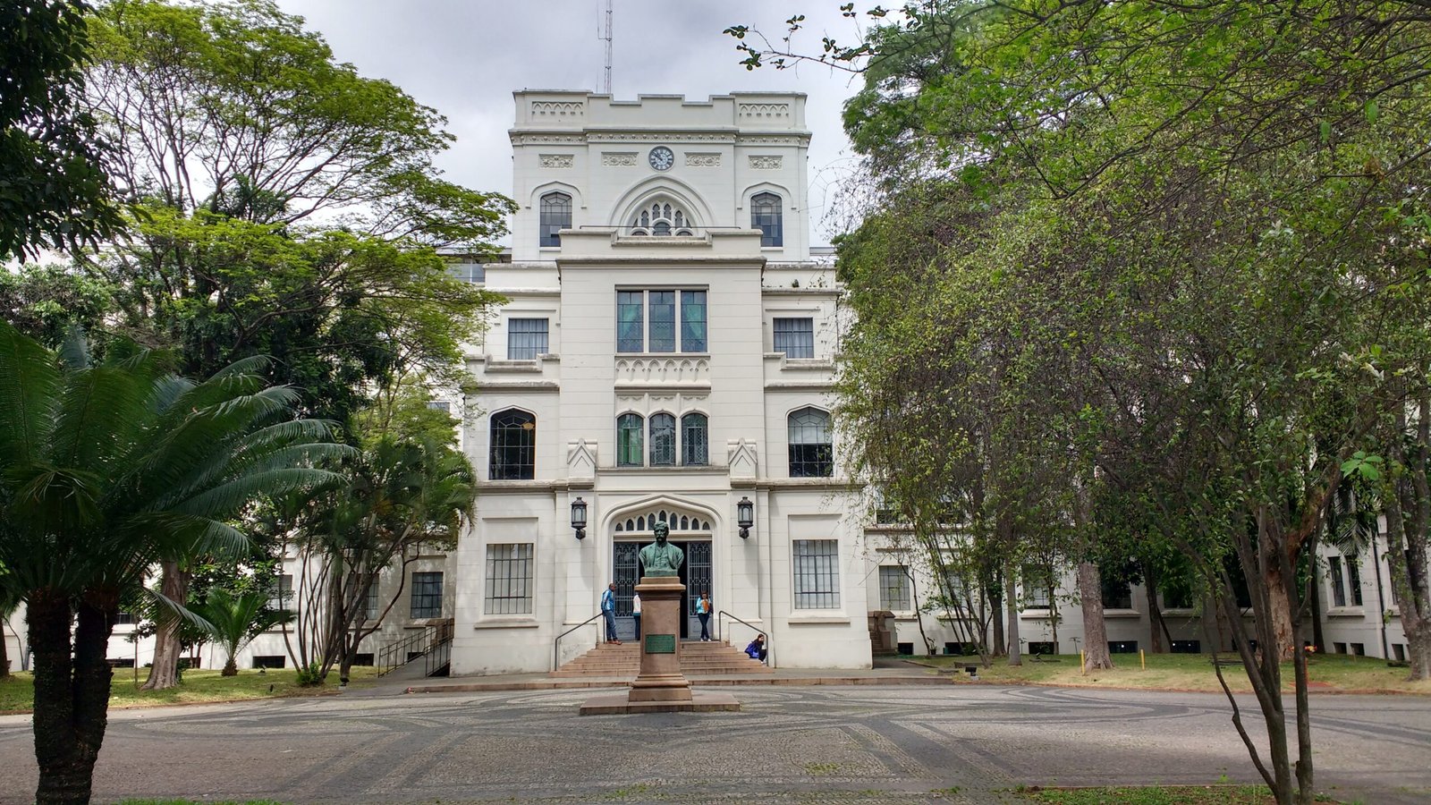 Residência USP 2022: 220 vagas para áreas da saúde