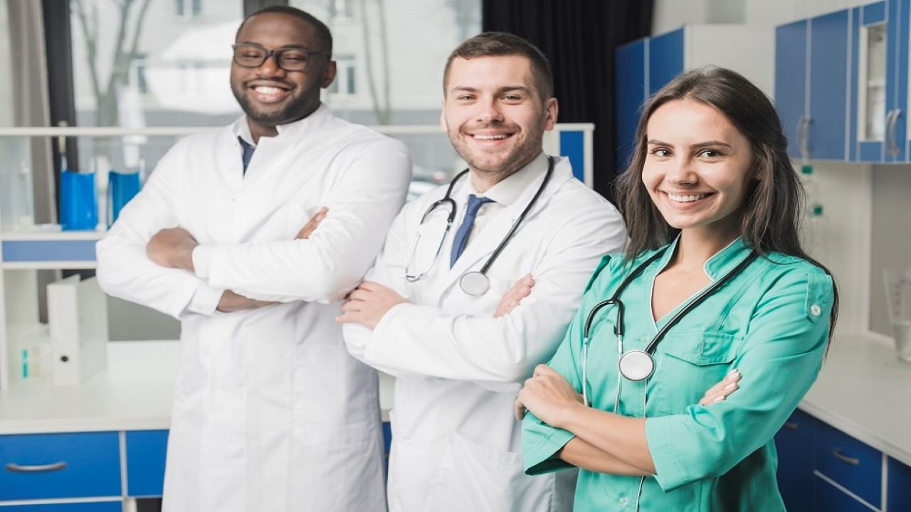 Residência em Medicina da Família oferece bolsa de R$ 12,6 mil