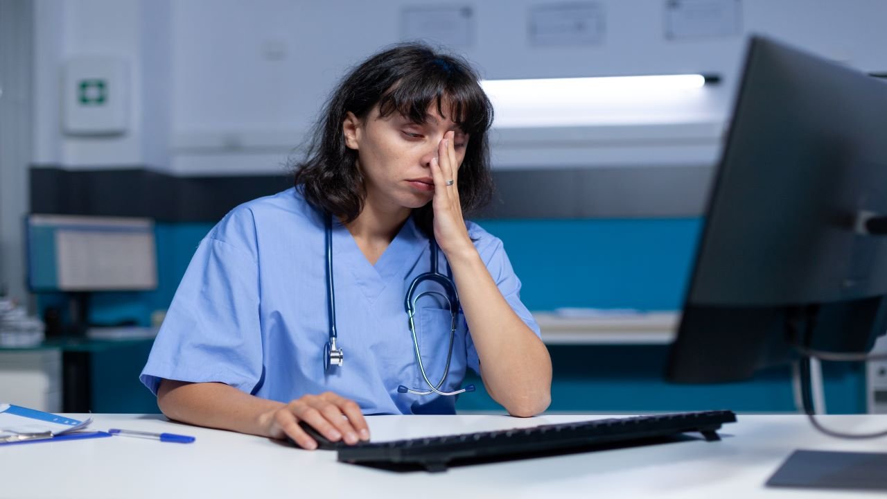 Pandemia gera estresse, mas reforça confiança de pacientes na Medicina, revela pesquisa do CFM