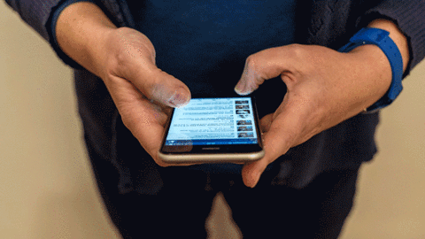 O hábito de utilizar o celular deve ser deixado de lado.