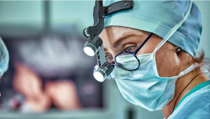 Médicas são sub-representadas em especialidades de alta remuneração