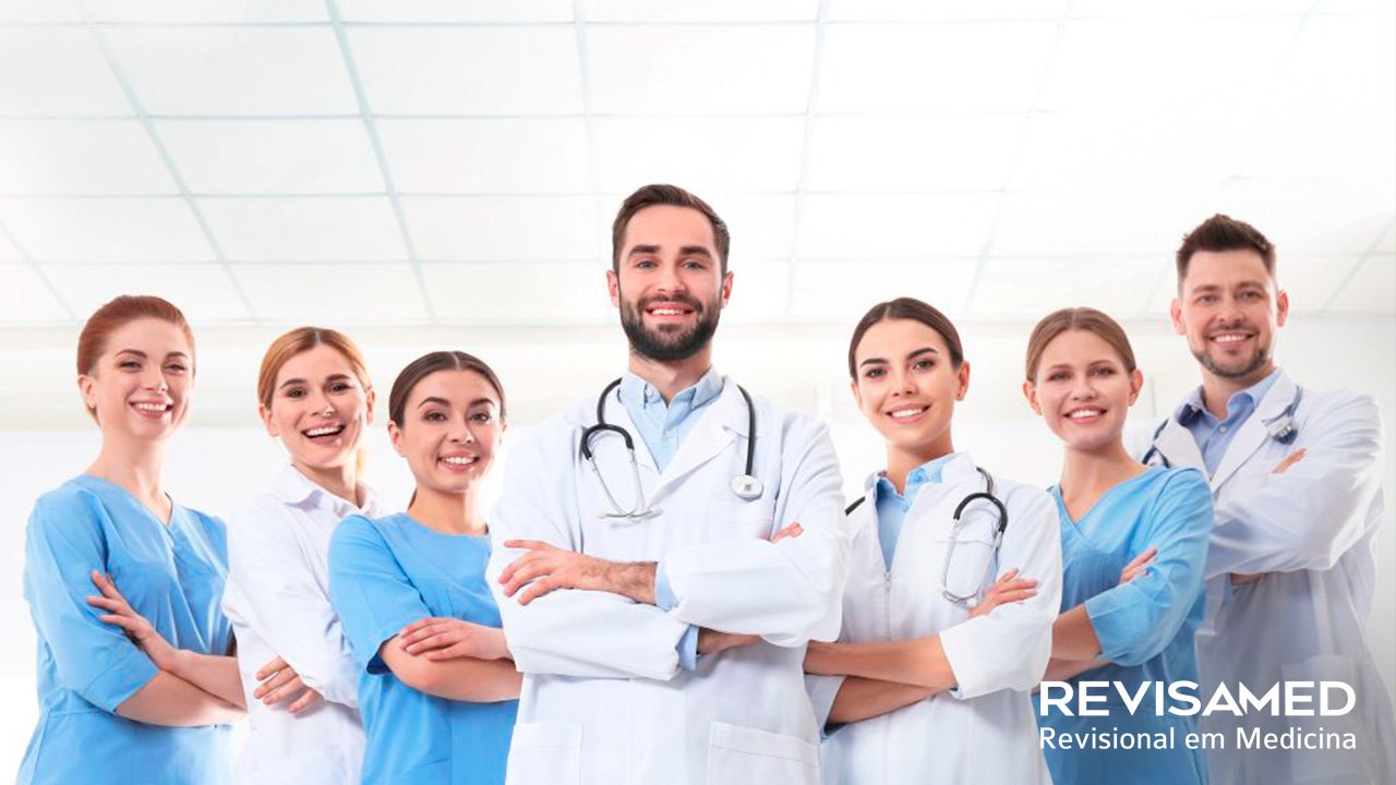 Número de médicos no Brasil bate recorde: 575 mil médicos ativos