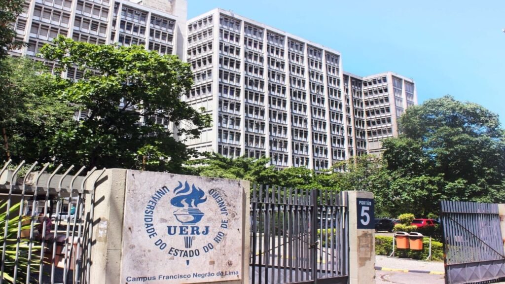 Fachada da UERJ