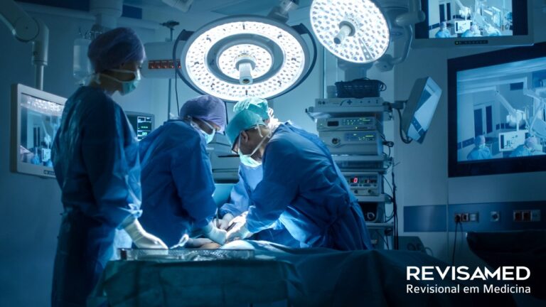Qual a importância do ensino de uma visão humanística na cirurgia?