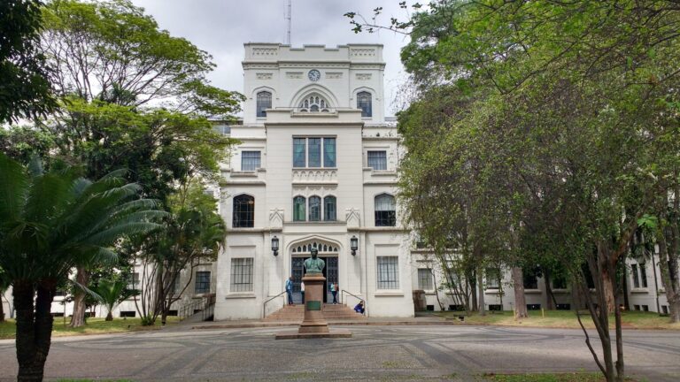 Residência USP 2022: 220 vagas para áreas da saúde
